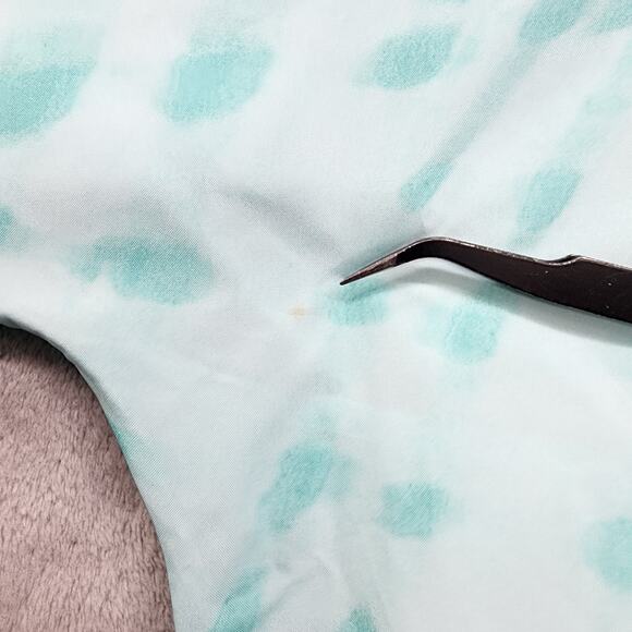 NEW Nike Jacket Womens L Blue Aqua Dri-FIT Surf 1/2 Zip Pullover Sporty Running - Picture 2 of 15